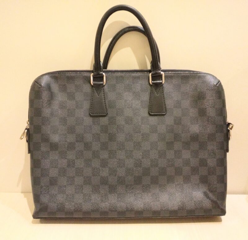 LOUIS VUITTON ダミエグラフィット PDJ お買取り致しました。