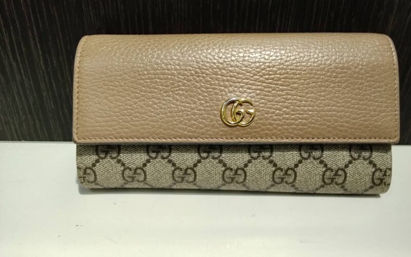 グッチ 長財布 をお買い取りしました。