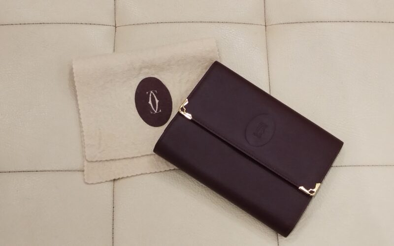 カルティエ 財布 買取致しました!
