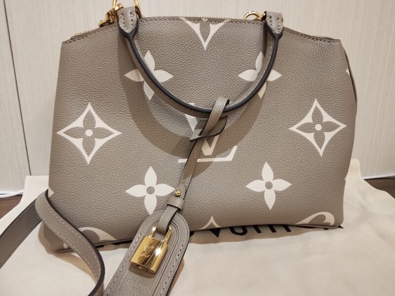 ルイヴィトン バッグ をお買取しました。