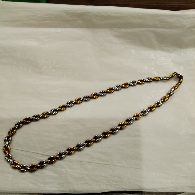 18金のネックレスをお買取りいたしました。