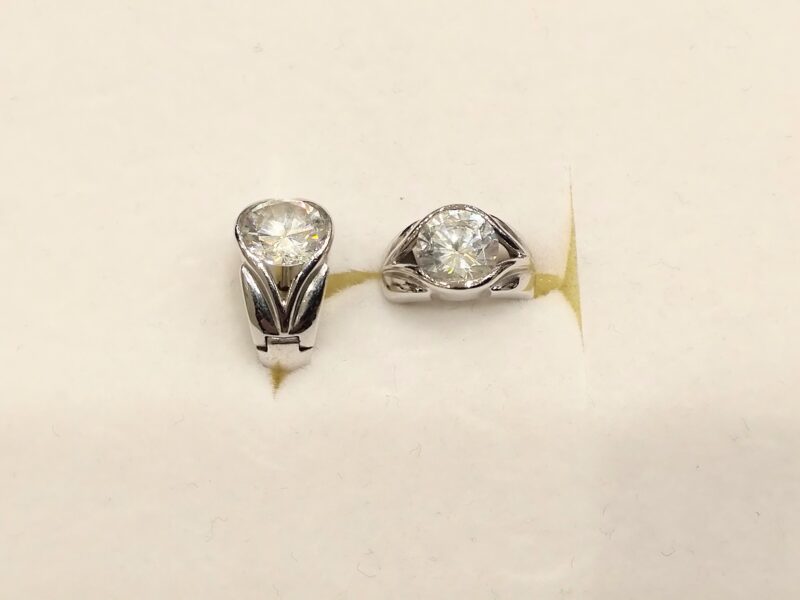 18金 ホワイトゴールド ピアス をお買取しました。