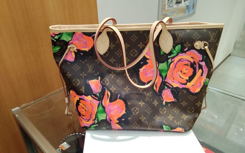 ルイヴィトン モノグラム ネヴァーフルMM ローズ をお買取しました✨