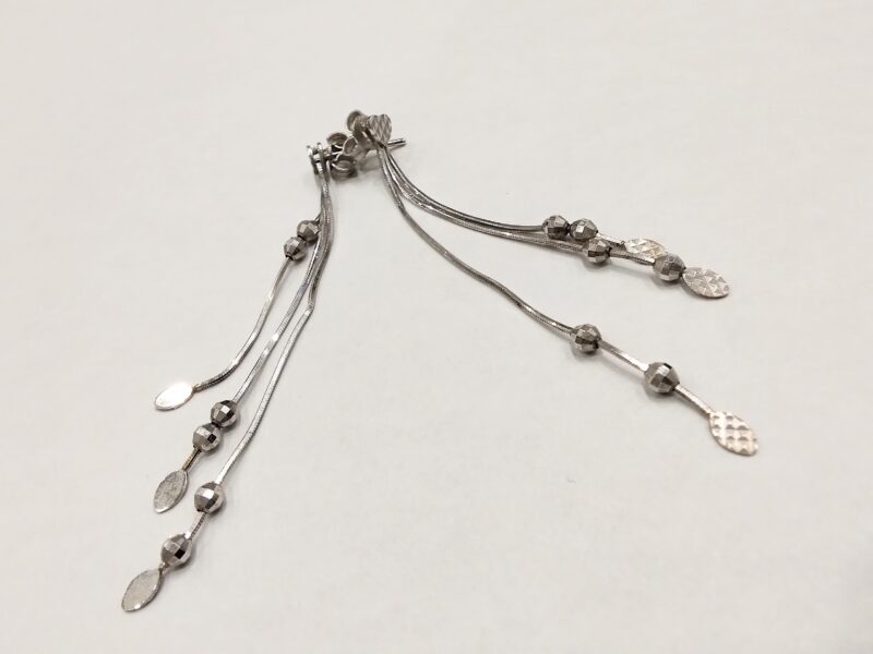 18金 ホワイトゴールド ピアス をお買取しました。