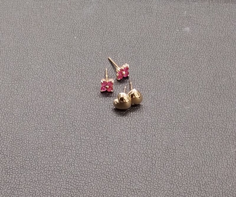 K10ピアス、お買取致しました。