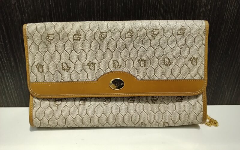クリスチャンディオール バッグ をお買い取りしました。