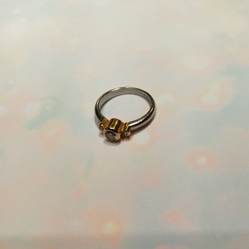 ダイヤモンド　プラチナ　リングをお買取りしました