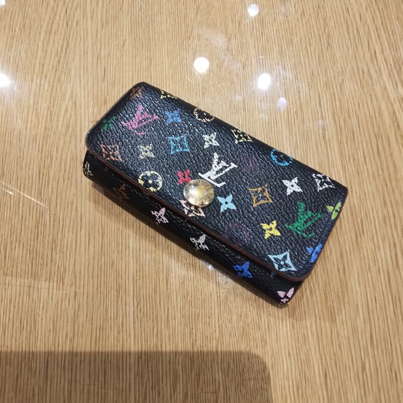 LOUISVUITTON モノグラム·マルチカラー ミュルティクレ4　をお買取しました!
