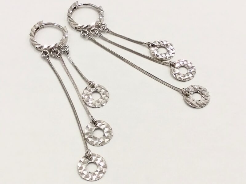 18金 ホワイトゴールド ピアス をお買取しました。
