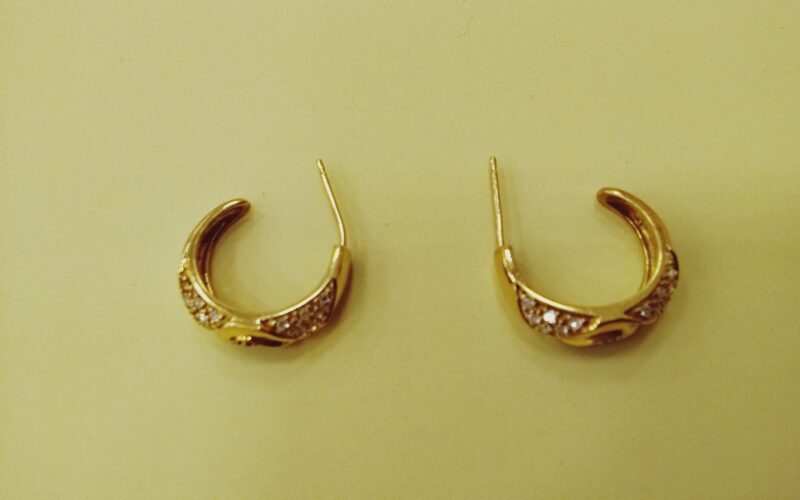 18金 ピアス をお買取りしました。