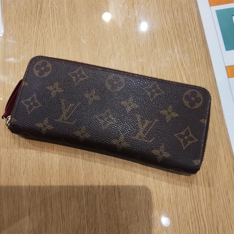 LOUISVUITTON モノグラム ポルトフォイユクレマンス をお買取しました!
