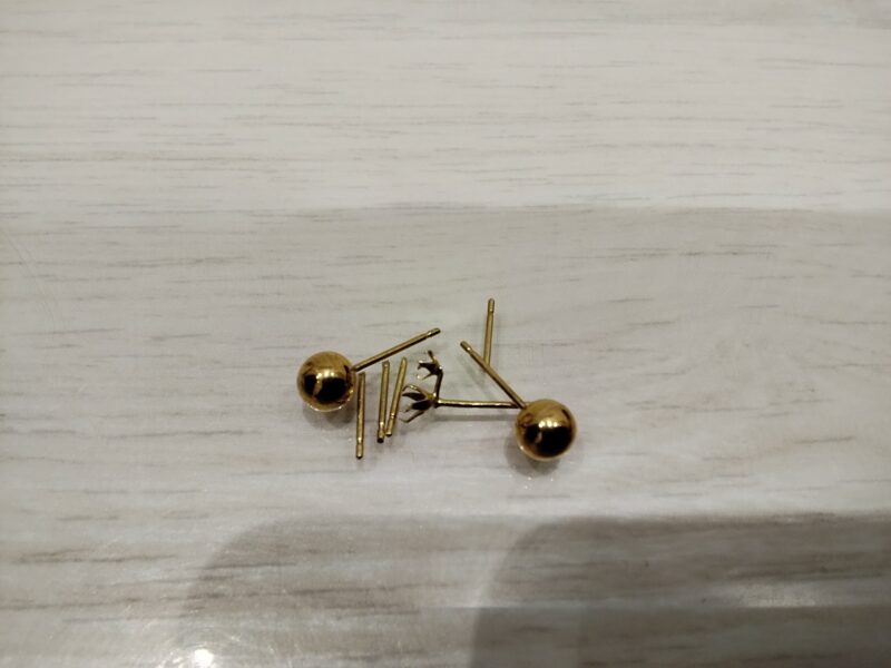 18金 石なしキャッチなし ピアス をお買取しました