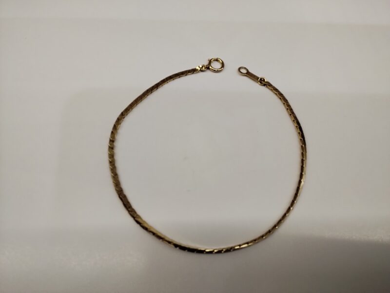 K18ブレスレットをお買取り致しました。