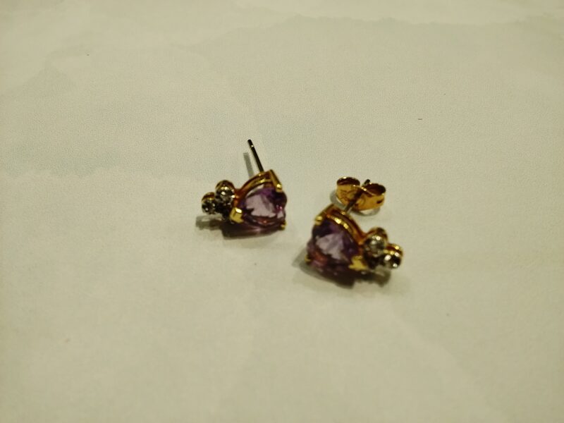 18金ピアス を お買取しました。