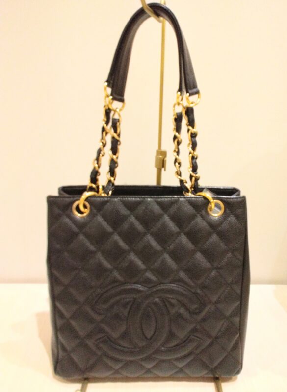 CHANEL(シャネル)PST トートバッグ 買取り致しました。