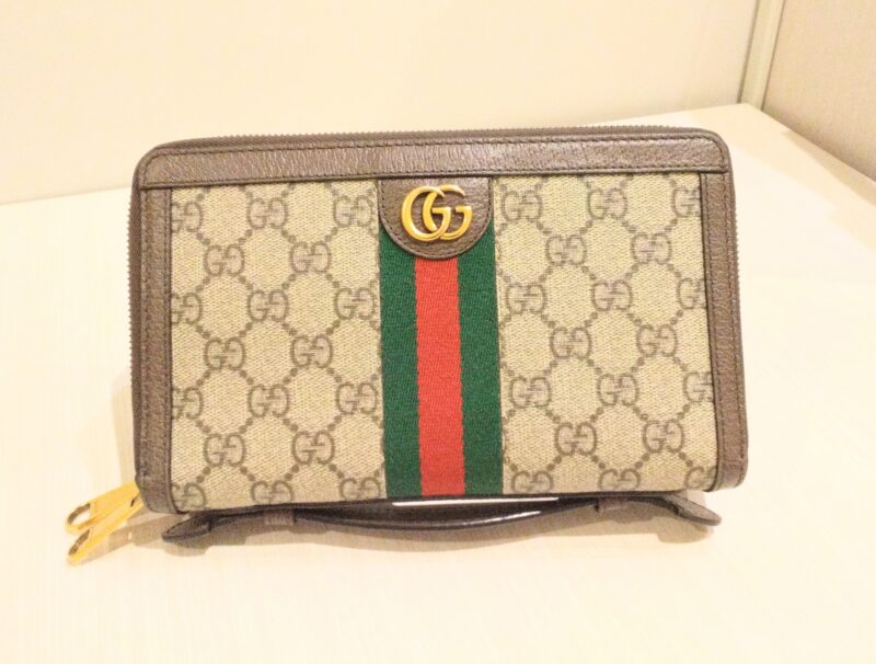 GUCCI(グッチ)GGトラベルケース お買取り致しました。