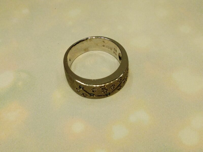 ダイヤモンド18金ホワイトゴールドリングをお買取りしました✨