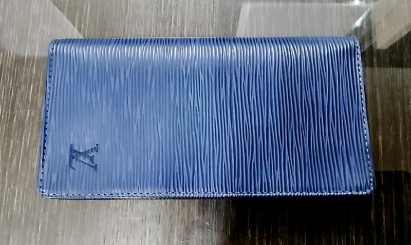 LOUIS VUITTON長財布お買取りしました