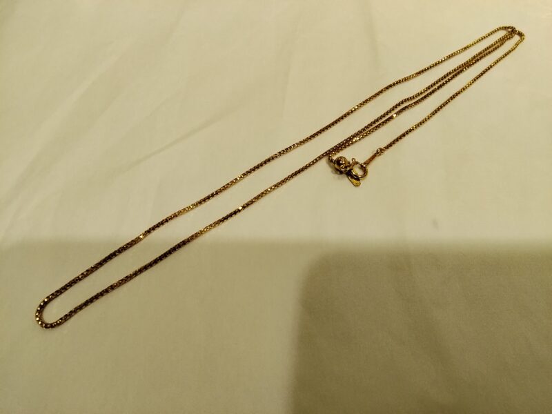 K18ネックレスをお買取り致しました。