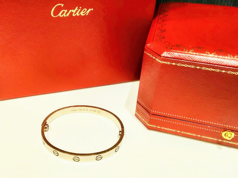 カルティエLOVEブレスレットお買い取りいたしました🎁✨