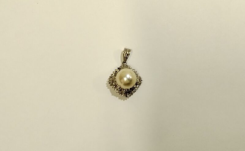 Pt900イヤリングをお買取しました
