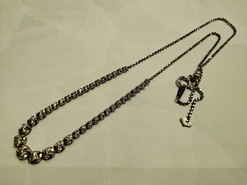 ダイヤモンド 18金ホワイトゴールド ネックレス をお買取りしました。