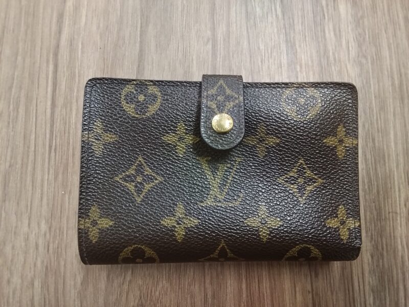 LV モノグラム 2つ折り 財布 お買取しました