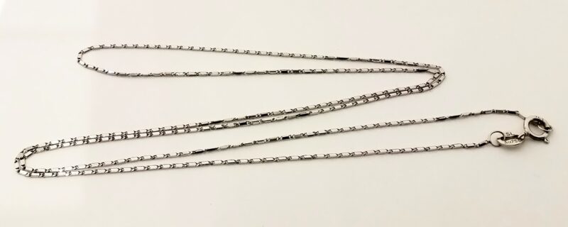 K18 ホワイトゴールドネックレス を買い取りしました。