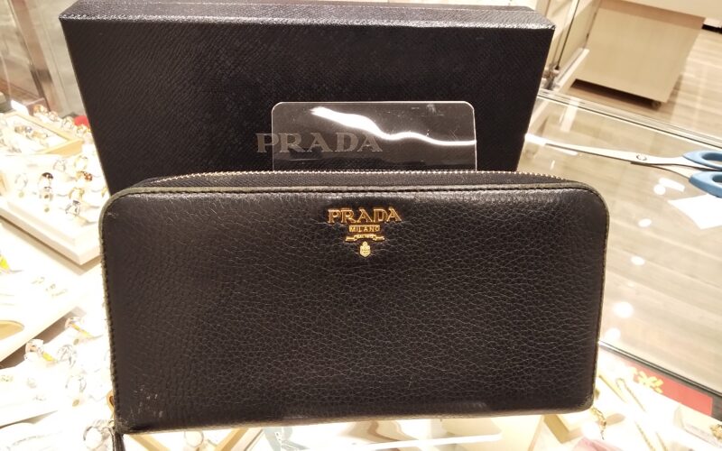 プラダ 長財布 をお買取しました。