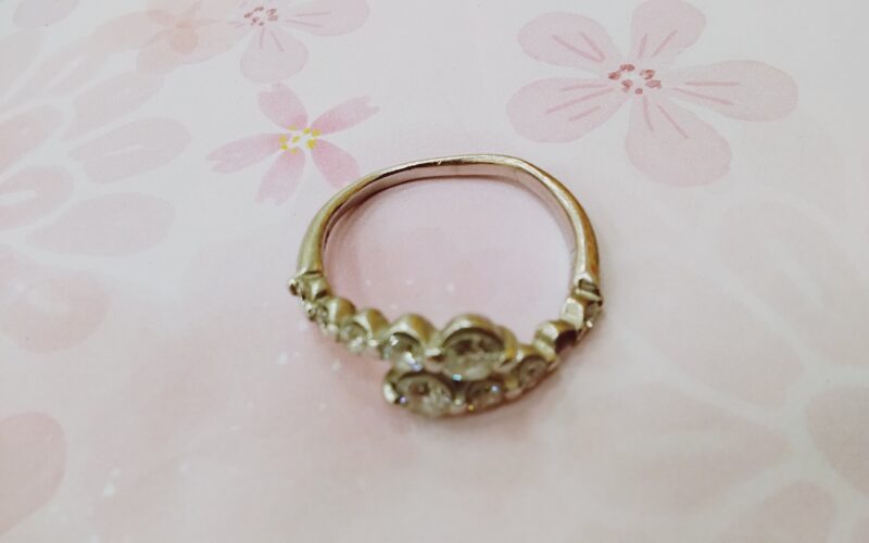 プラチナ ダイヤモンドリング をお買取りしました。