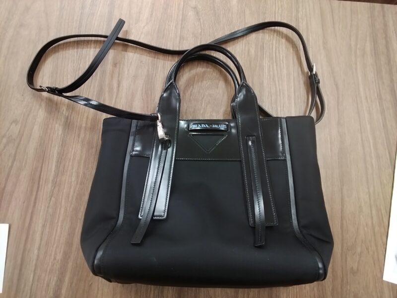 プラダ バッグ お買取しました