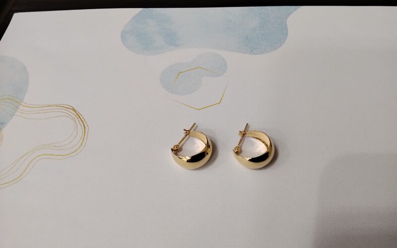 18金 ピアス をお買い取りしました。