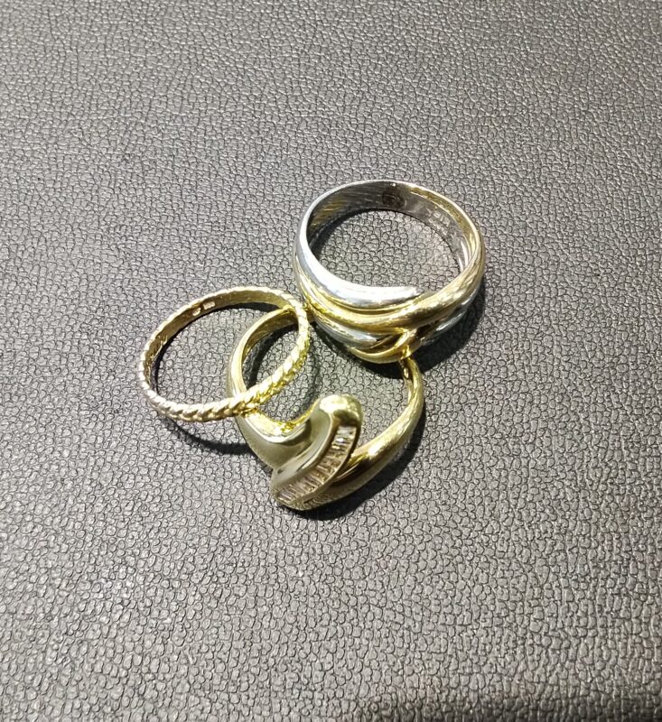 18金　リング