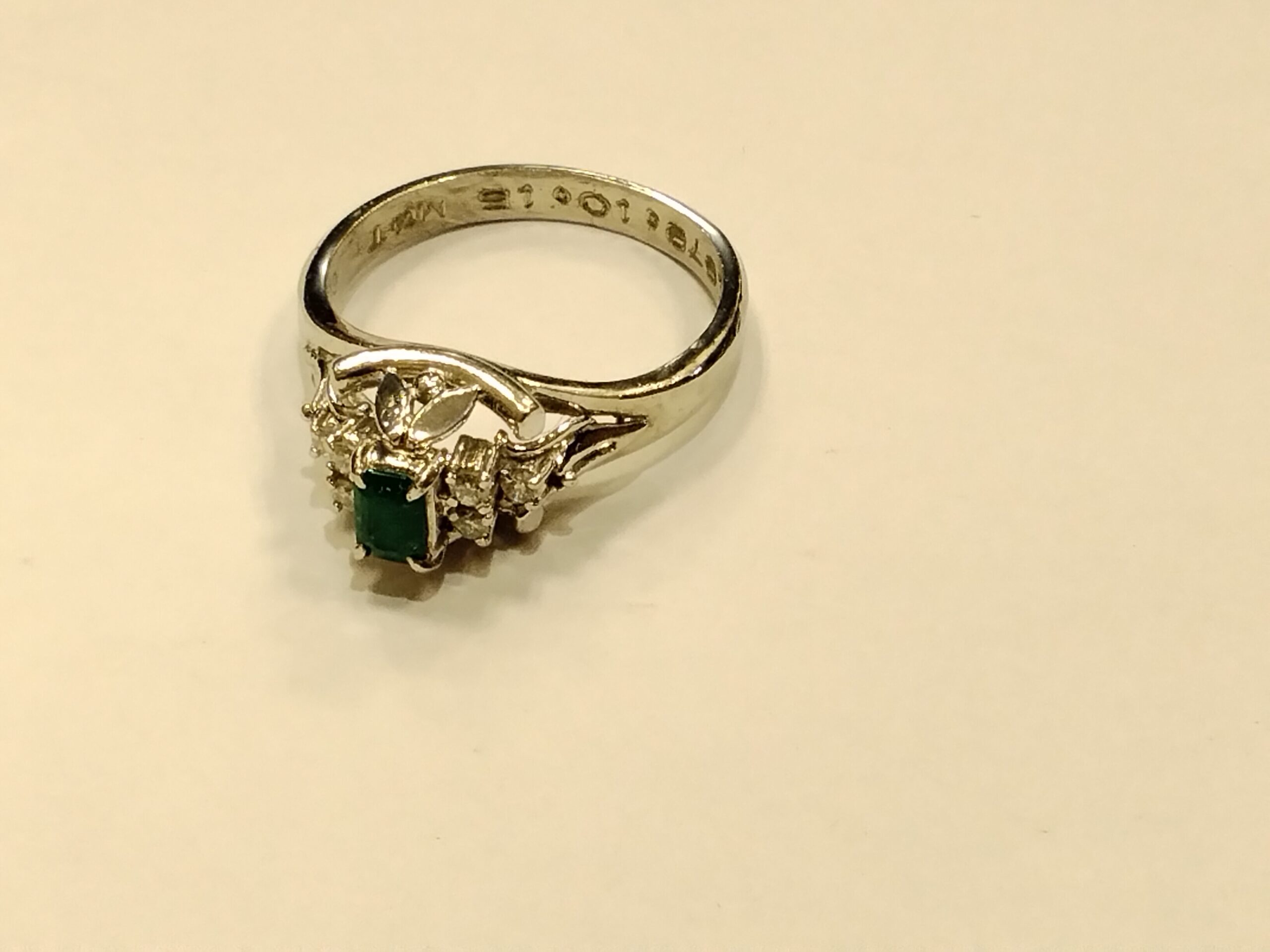 Ptエメラルドリング　新品未使用品 Ptエメラルドリング | 商品詳細 | 高島屋オンラインストア